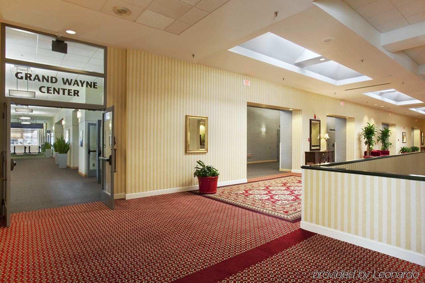 Hilton Fort Wayne At The Grand Wayne Convention Center (Adults Only) Интерьер фото