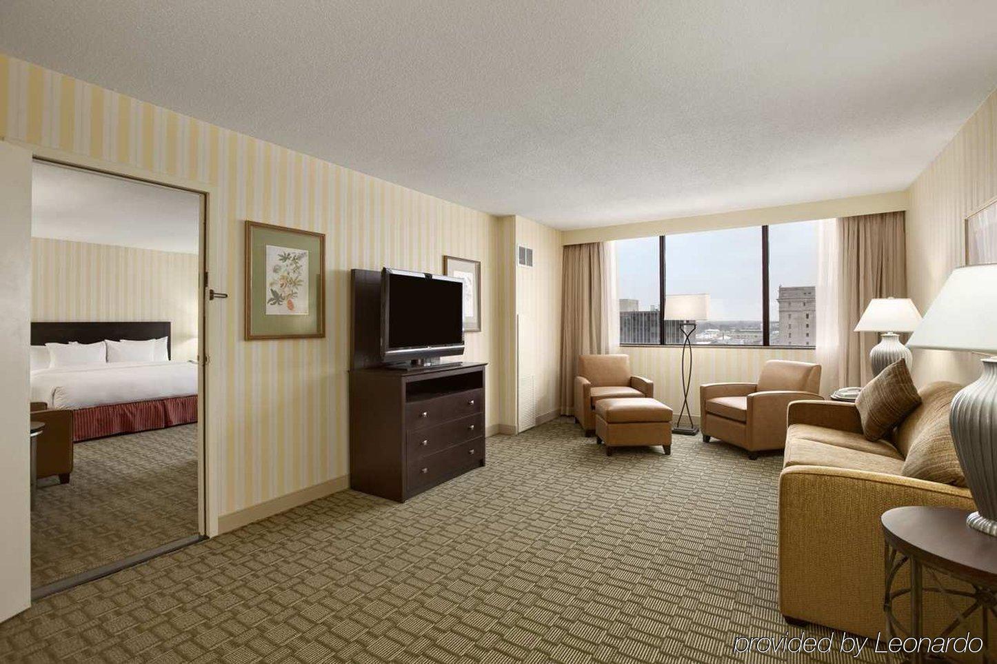 Hilton Fort Wayne At The Grand Wayne Convention Center (Adults Only) Номер фото