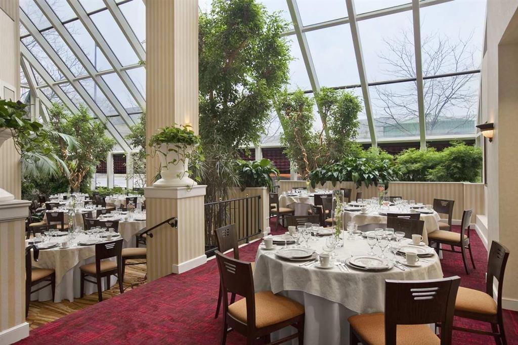 Hilton Fort Wayne At The Grand Wayne Convention Center (Adults Only) Интерьер фото