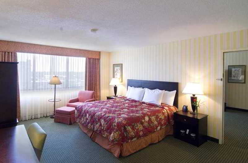 Hilton Fort Wayne At The Grand Wayne Convention Center (Adults Only) Номер фото